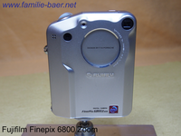 FinePix_6800Zoom_Front1